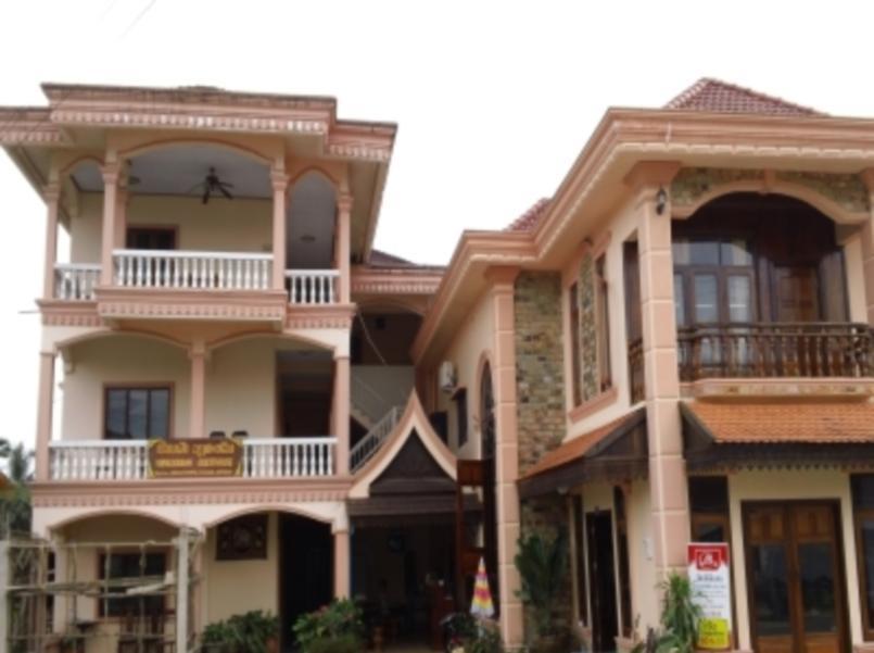 Viengsavanh Guesthouse Vang Vieng Exteriör bild